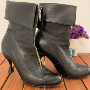 John Fluevog Boots - Black Leather Size 6 GORGEOUS